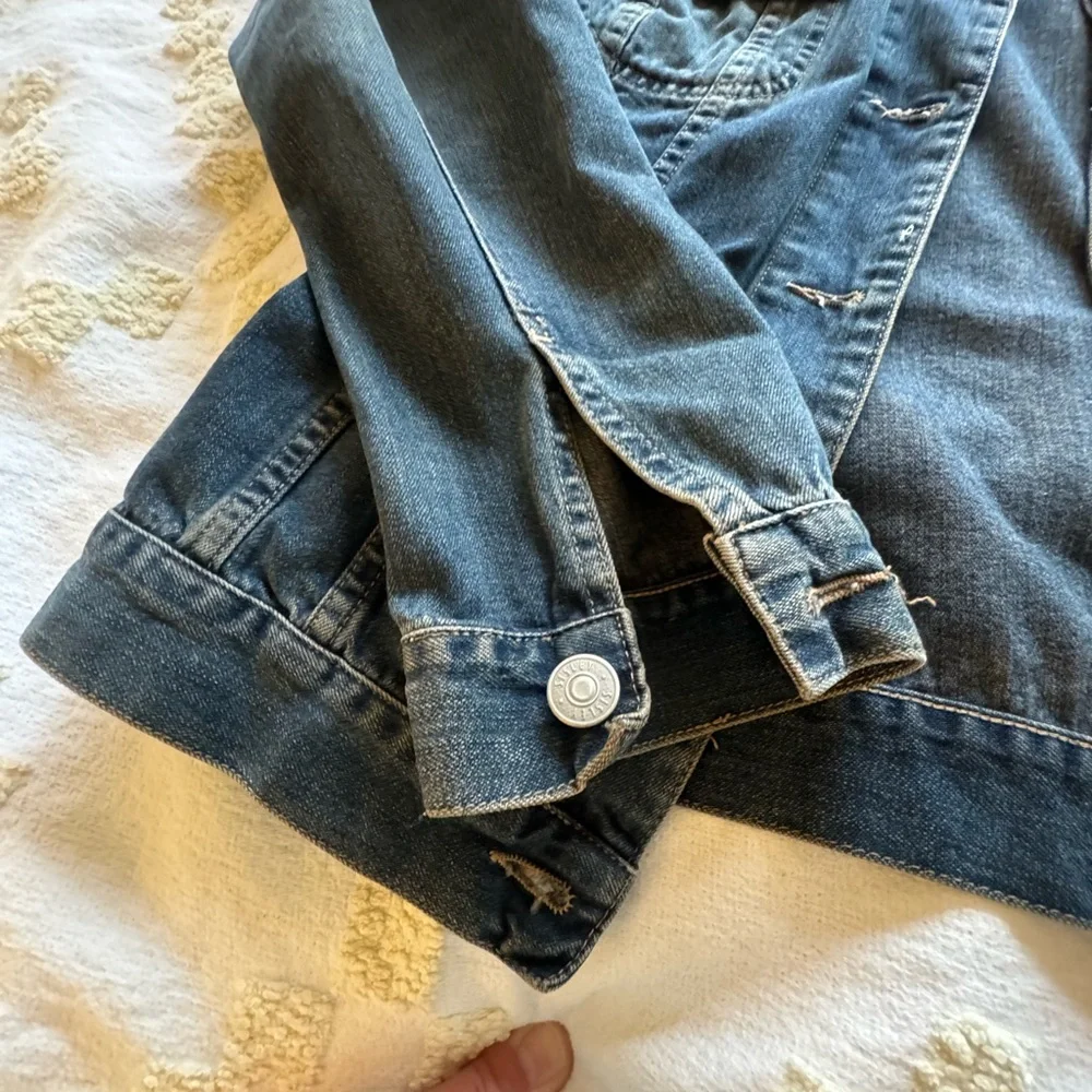 Sisley vintage Denim jacket. Small. Great condition. Very flattering Jean jacket - Picture 7 of 12